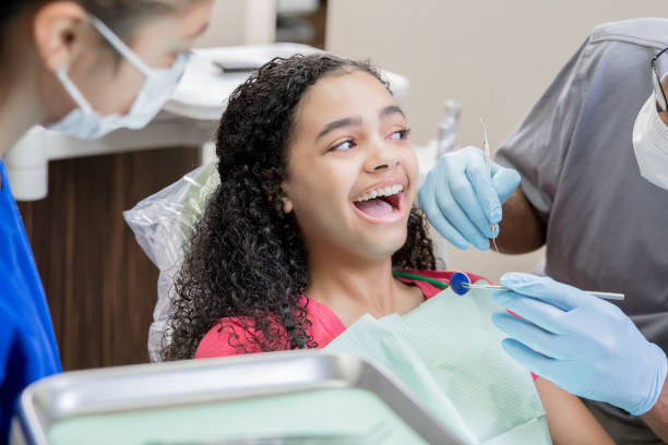 Best Urgent Tooth Repair  in Dunkirk, IN